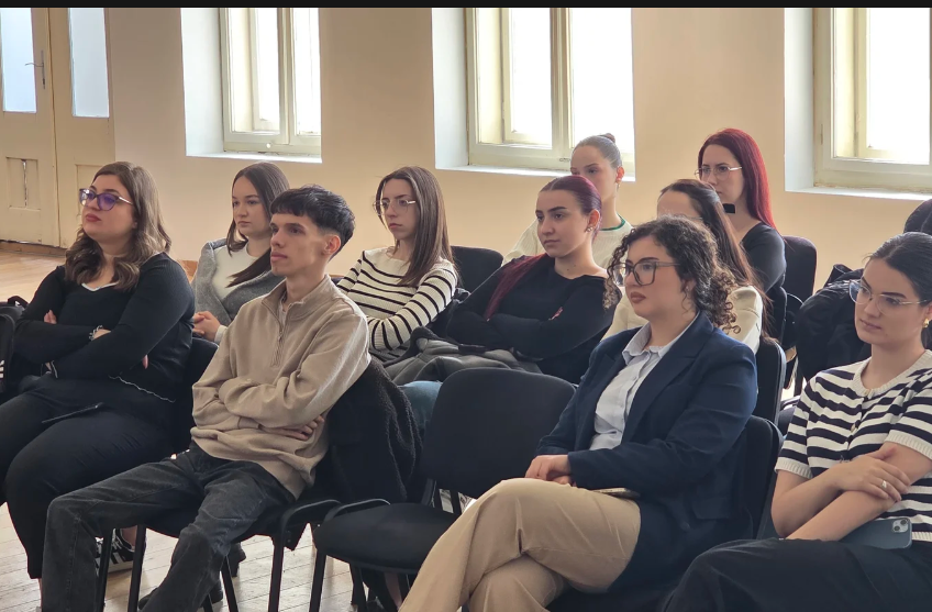 Studenti na predavanju u NIšu